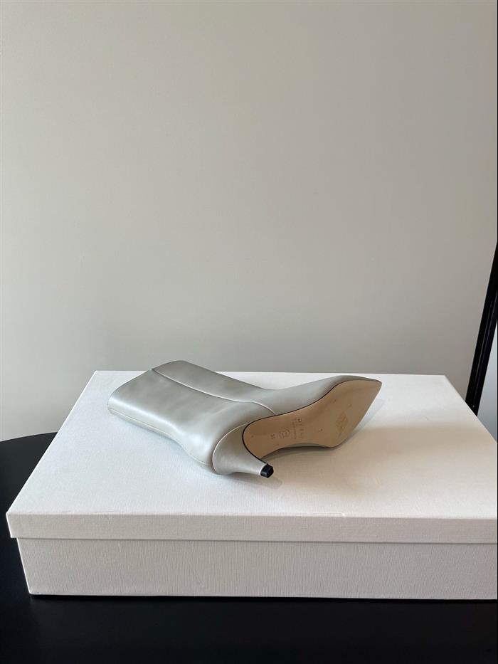 20251128172734683 390